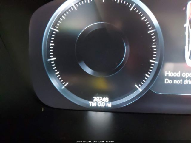 7JRA22TK2LG037409 Volvo S60 T6 Momentum