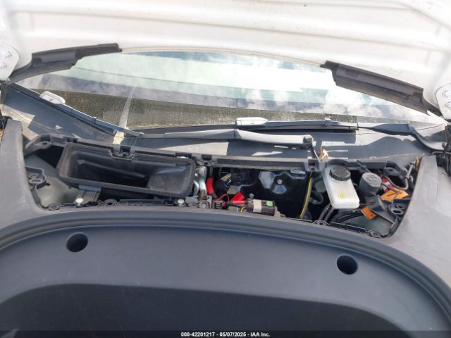 5YJ3E1EB2NF313445 Tesla MODEL 3