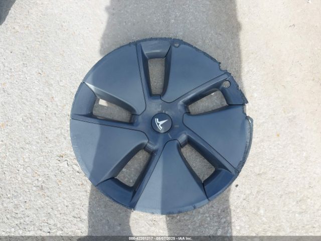 5YJ3E1EB2NF313445 Tesla MODEL 3
