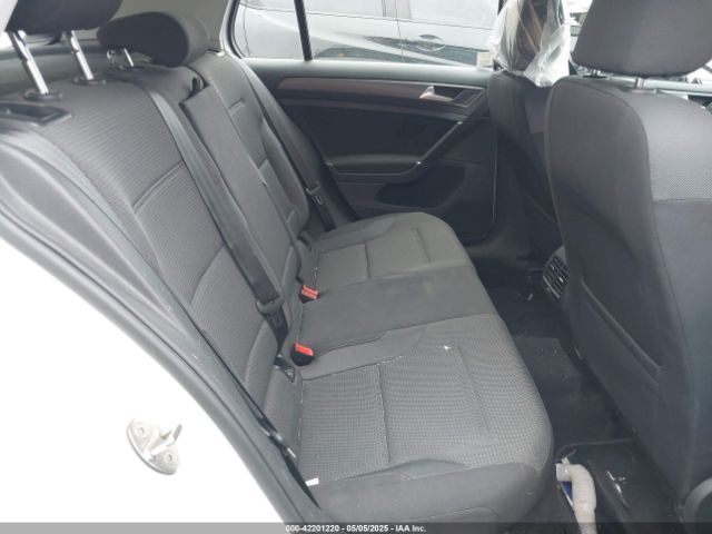 WVWKR7AU8HW953556 Volkswagen E-golf Se