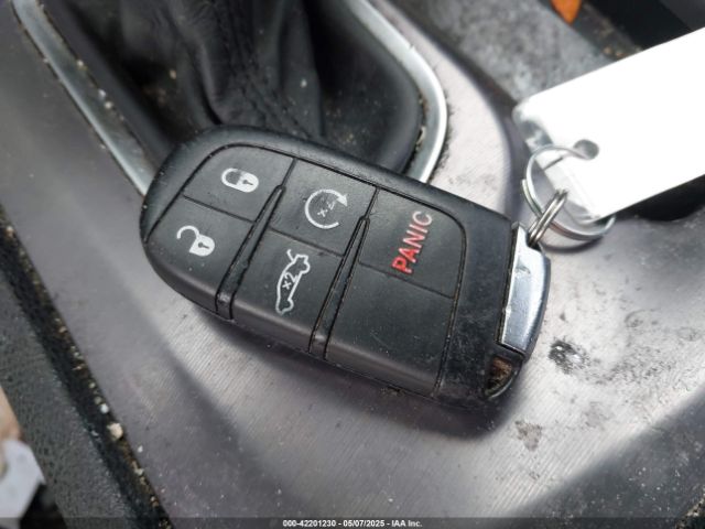 2019 DODGE CHARGER 2C3CDXHG9KH512483 Photo 10