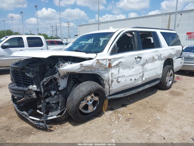 Chevrolet Suburban Lt 2017 1GNSCHKC2HR285420 Image 2