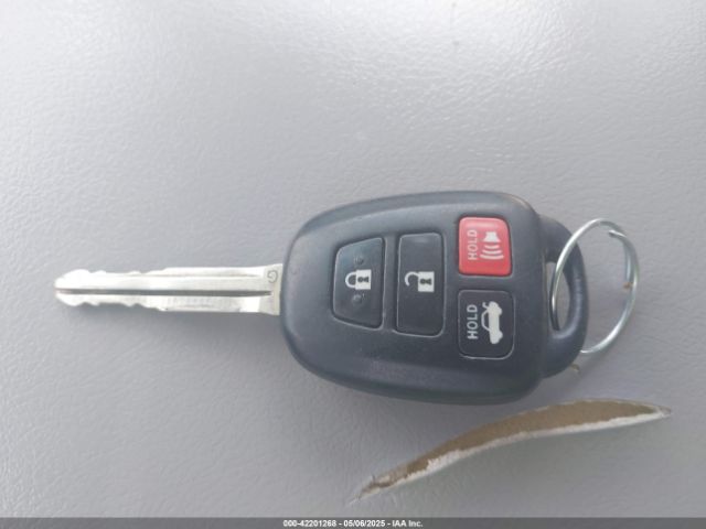 4T1BF1FK9EU366931 Toyota CAMRY LE