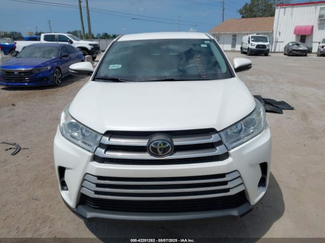 5TDZARFH0KS060236 Toyota Highlander Le