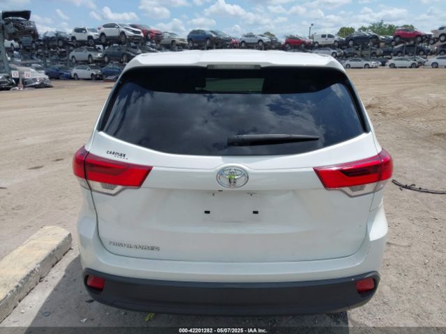 5TDZARFH0KS060236 Toyota Highlander Le