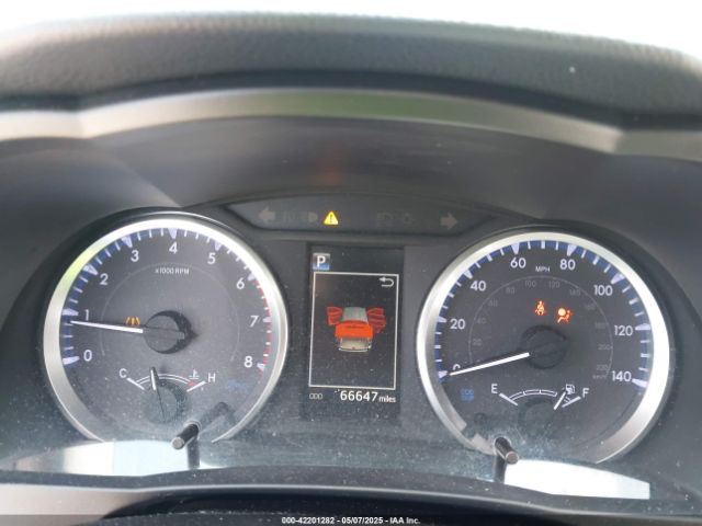 5TDZARFH0KS060236 Toyota Highlander Le
