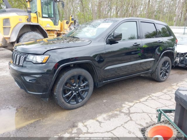 1C4RJFAG9HC851386 Jeep Grand Cherokee Altitude 4x4