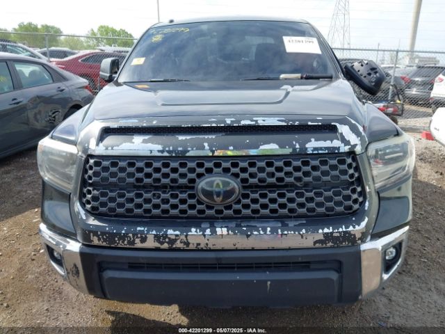 5TFDW5F15JX766487 Toyota Tundra Sr5 5.7l V8