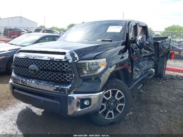 5TFDW5F15JX766487 Toyota Tundra Sr5 5.7l V8