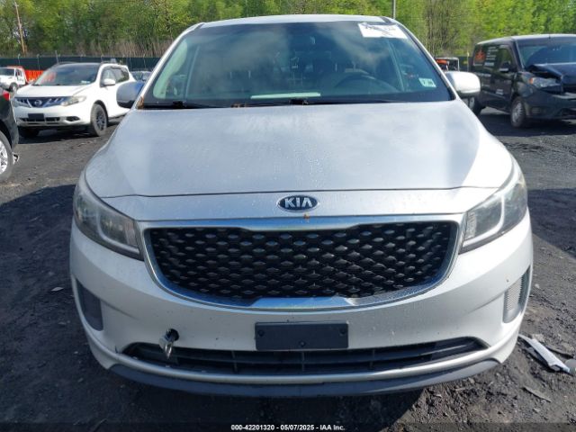 KNDMB5C19F6071751 KIA SEDONA LX