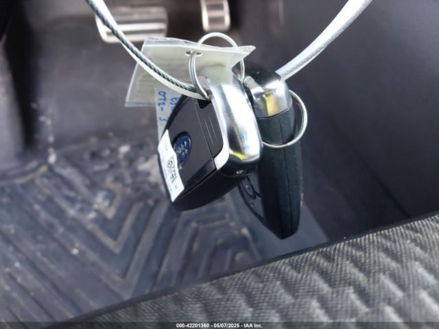 1FMCU0MN4PUA70574 Ford Escape St-line