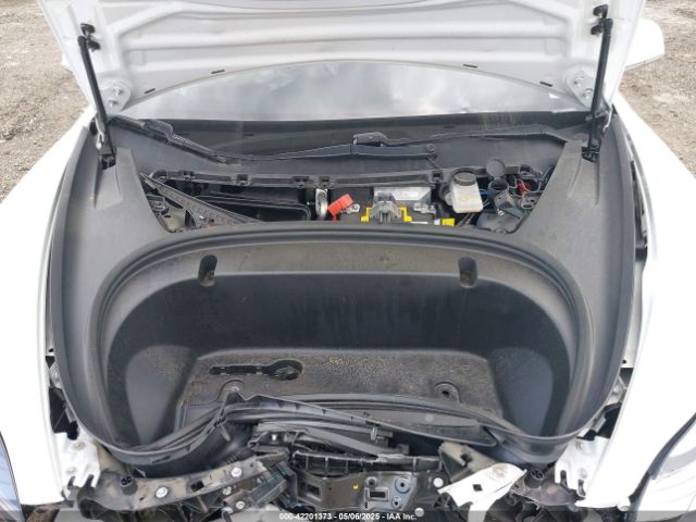5YJ3E1EB8LF667404 Tesla Model 3 Long Range Dual Motor All-wheel Drive