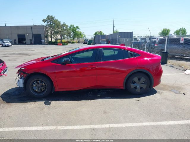 JTDACACU3P3001443 Toyota Prius Prime Se
