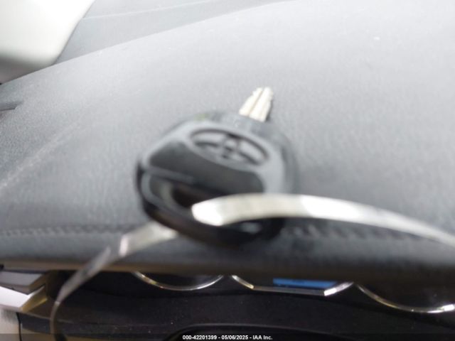 5YFBURHE4EP038491 Toyota COROLLA LE