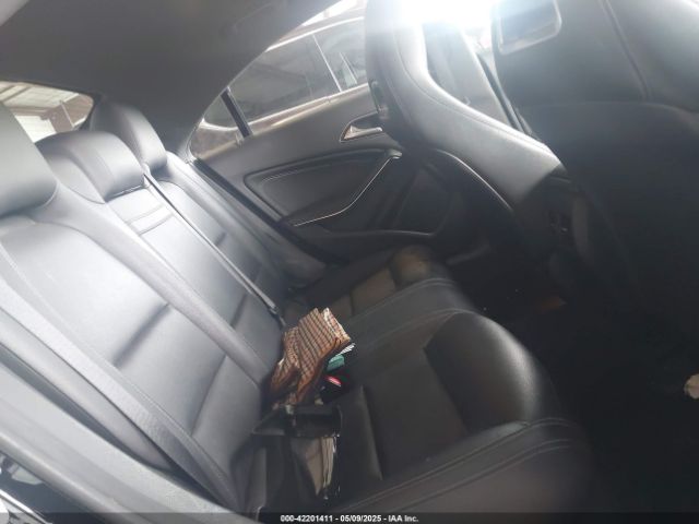 2018 MERCEDES-BENZ CLA 250 WDDSJ4GB1JN504264 Photo 7