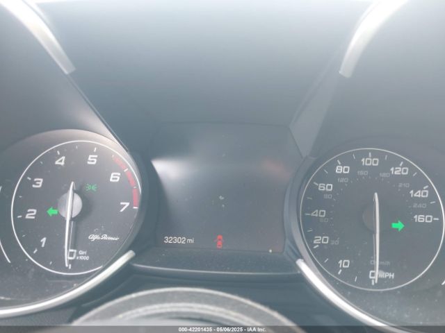 2023 ALFA ROMEO GIULIA ZARFAMBN5P7669024 Photo 6