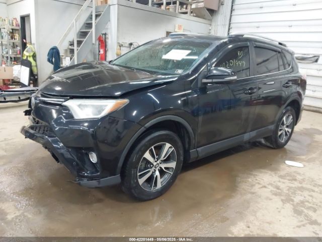 2T3RFREV2HW644699 Toyota Rav4 Xle