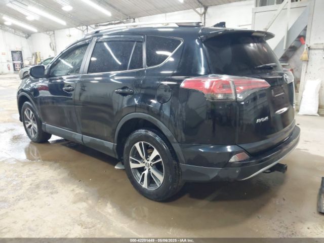 2T3RFREV2HW644699 Toyota Rav4 Xle