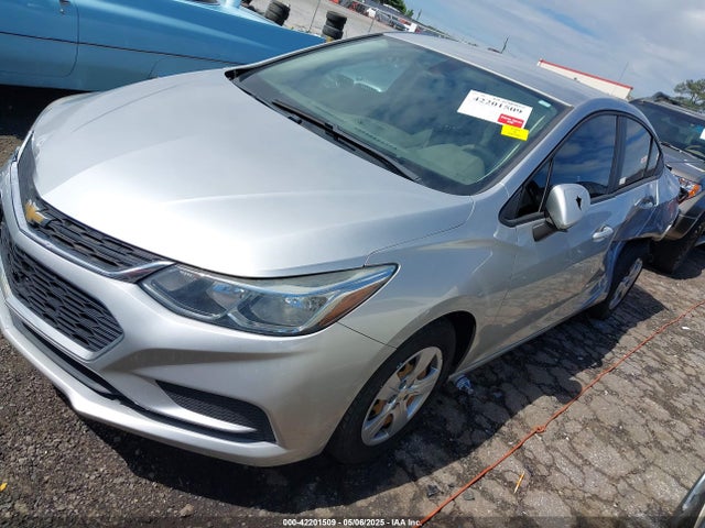 1G1BC5SM7J7162996 Chevrolet Cruze Ls Auto