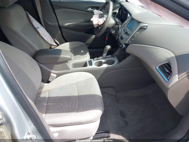 1G1BC5SM7J7162996 Chevrolet Cruze Ls Auto