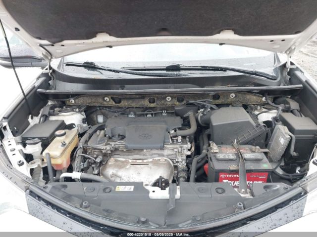 JTMJFREV7JJ748669 Toyota RAV4 SE