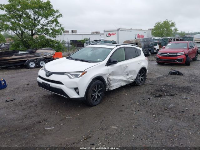 JTMJFREV7JJ748669 Toyota RAV4 SE