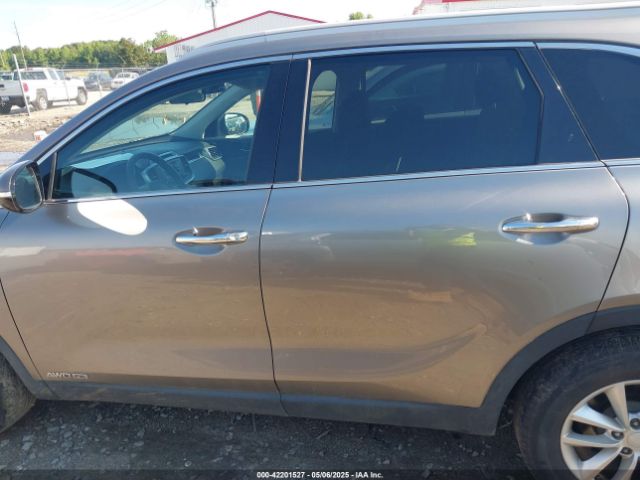 5XYPGDA54HG306572 KIA Sorento 3.3l Lx
