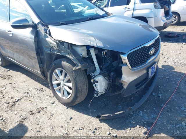 5XYPGDA54HG306572 KIA Sorento 3.3l Lx