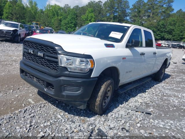 3C6UR5HJ9LG188882 RAM 2500 Tradesman  4x4 8' Box