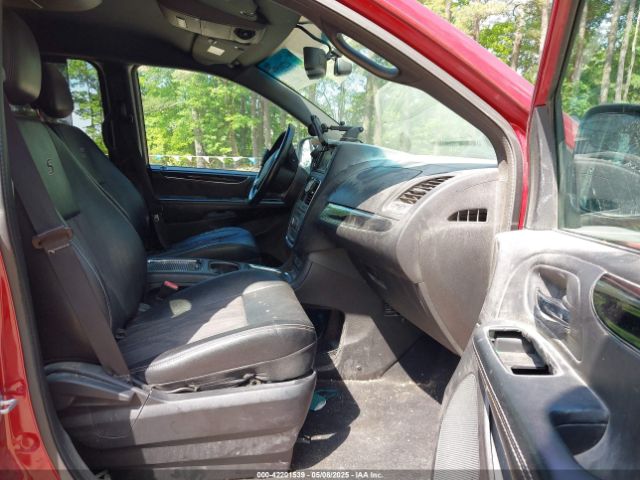 2C4RC1HG7FR645541 Chrysler Town & Country S