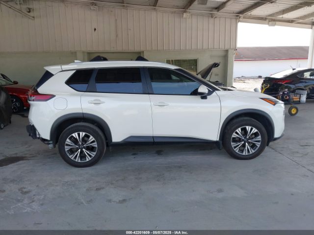 JN8BT3BA6NW042902 Nissan Rogue Sv Fwd