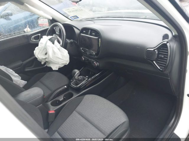 KNDJ33AU5P7838976 KIA SOUL EX