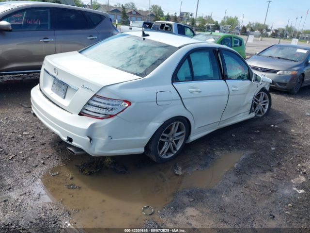 2012 MERCEDES-BENZ C 300 WDDGF8BB2CA643903 Photo 3