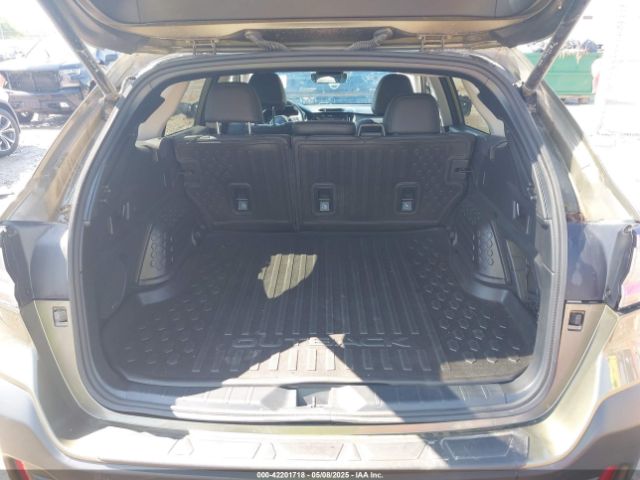 4S4BTGND2N3160080 Subaru Outback Limited Xt