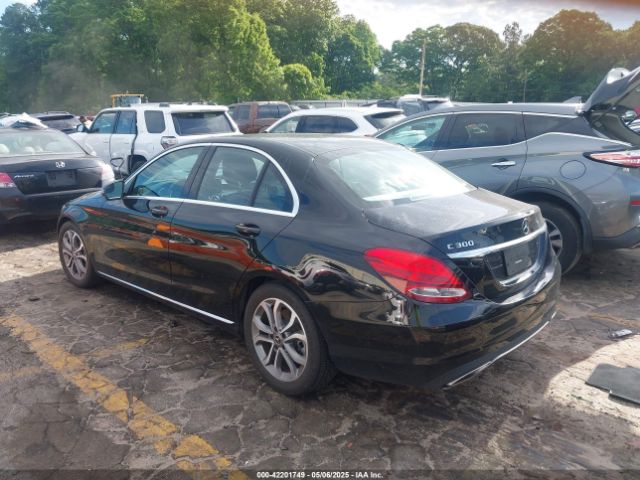2017 MERCEDES-BENZ C 300 55SWF4JB7HU220408 Photo 2