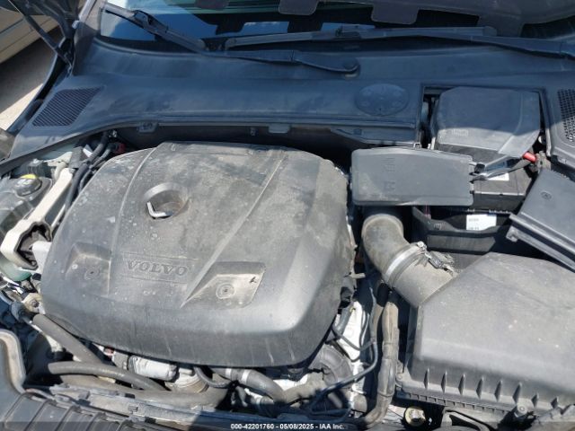 2017 VOLVO S60 YV126MFL1H2430565 Photo 9