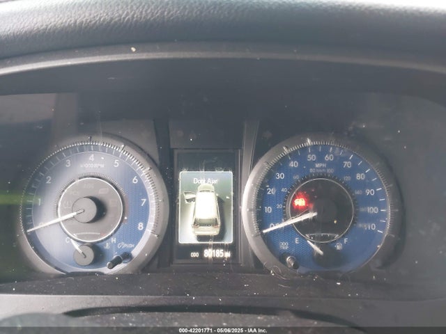 5TDYK3DC5GS710814 Toyota Sienna Xle 8 Passenger
