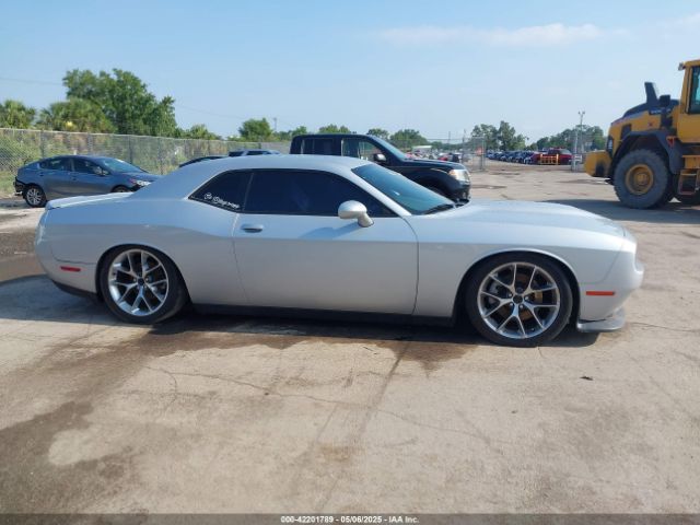 2C3CDZJG0MH680845 Dodge Challenger Gt