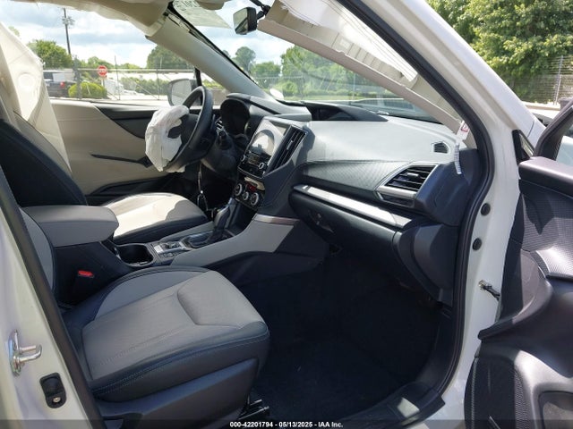 JF2SKAUCXMH538176 Subaru Forester Limited