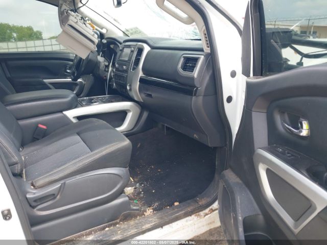 2017 NISSAN TITAN XD 1N6BA1F45HN509292 Photo 4