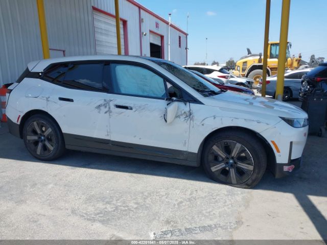 2024 BMW IX WB523CF05RCR75951 Photo 5
