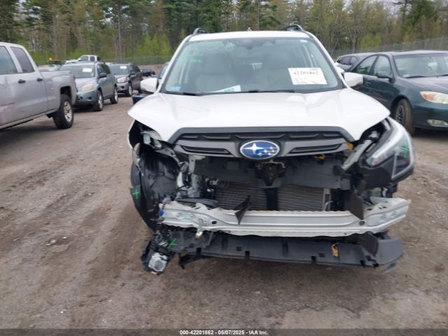 JF2SKAPC6PH402904 Subaru Forester Limited