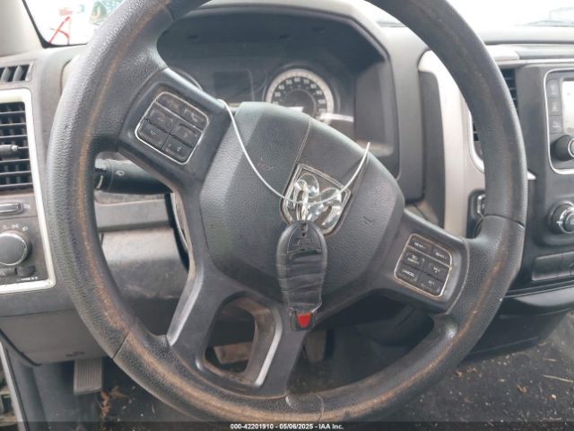 1C6RR6GG2HS639166 RAM 1500 Slt  4x2 6'4 Box