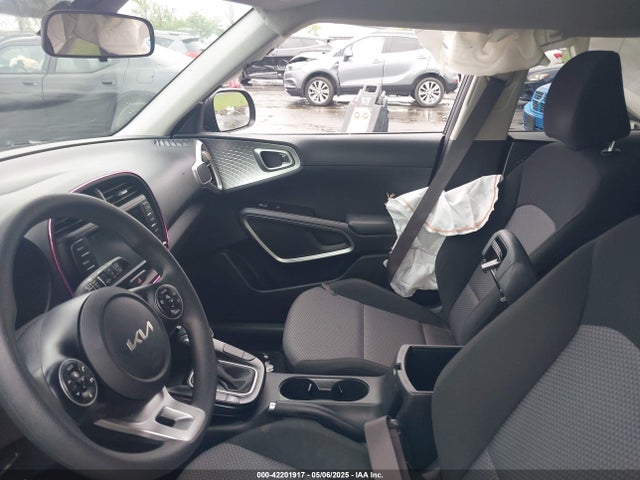 KNDJ23AU7N7799257 KIA SOUL LX