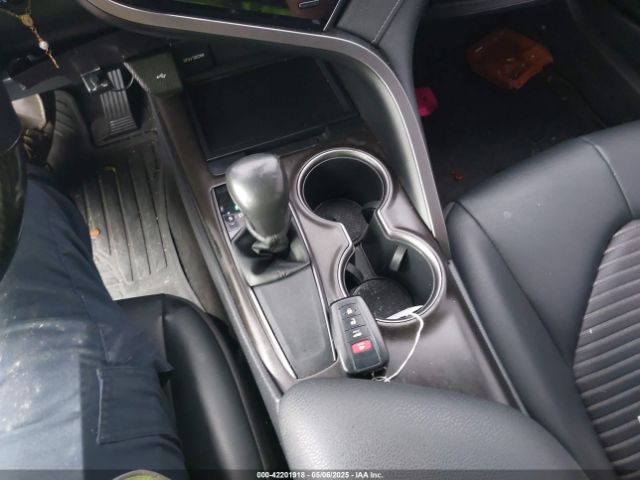 4T1T11AK1MU561608 Toyota CAMRY SE