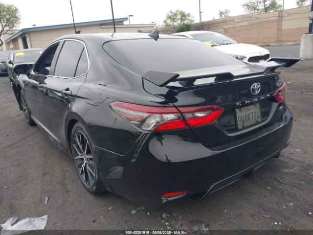 4T1T11AK1MU561608 Toyota CAMRY SE