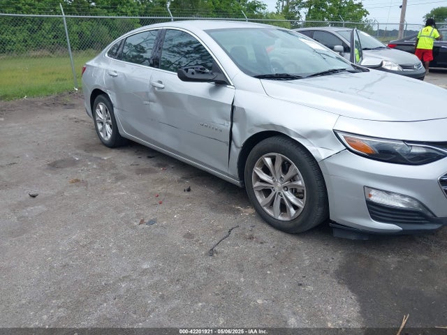 1G1ZD5STXLF031136 Chevrolet Malibu Fwd Lt