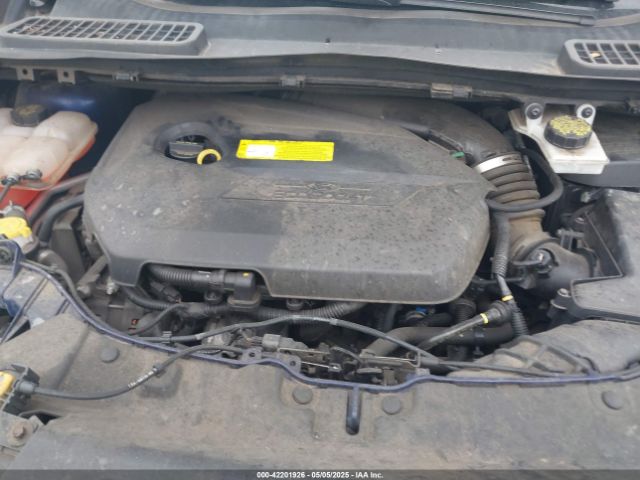 1FMCU0GX0FUB57156 Ford ESCAPE SE
