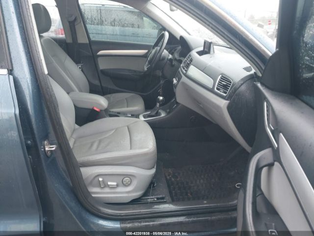 WA1EFCFSXGR015667 Audi Q3 2.0t Premium Plus
