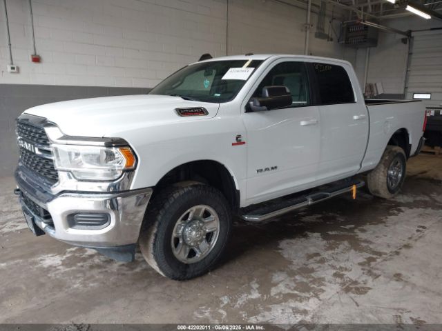 3C6UR5DL1NG436374 RAM 2500 Big Horn  4x4 6'4 Box